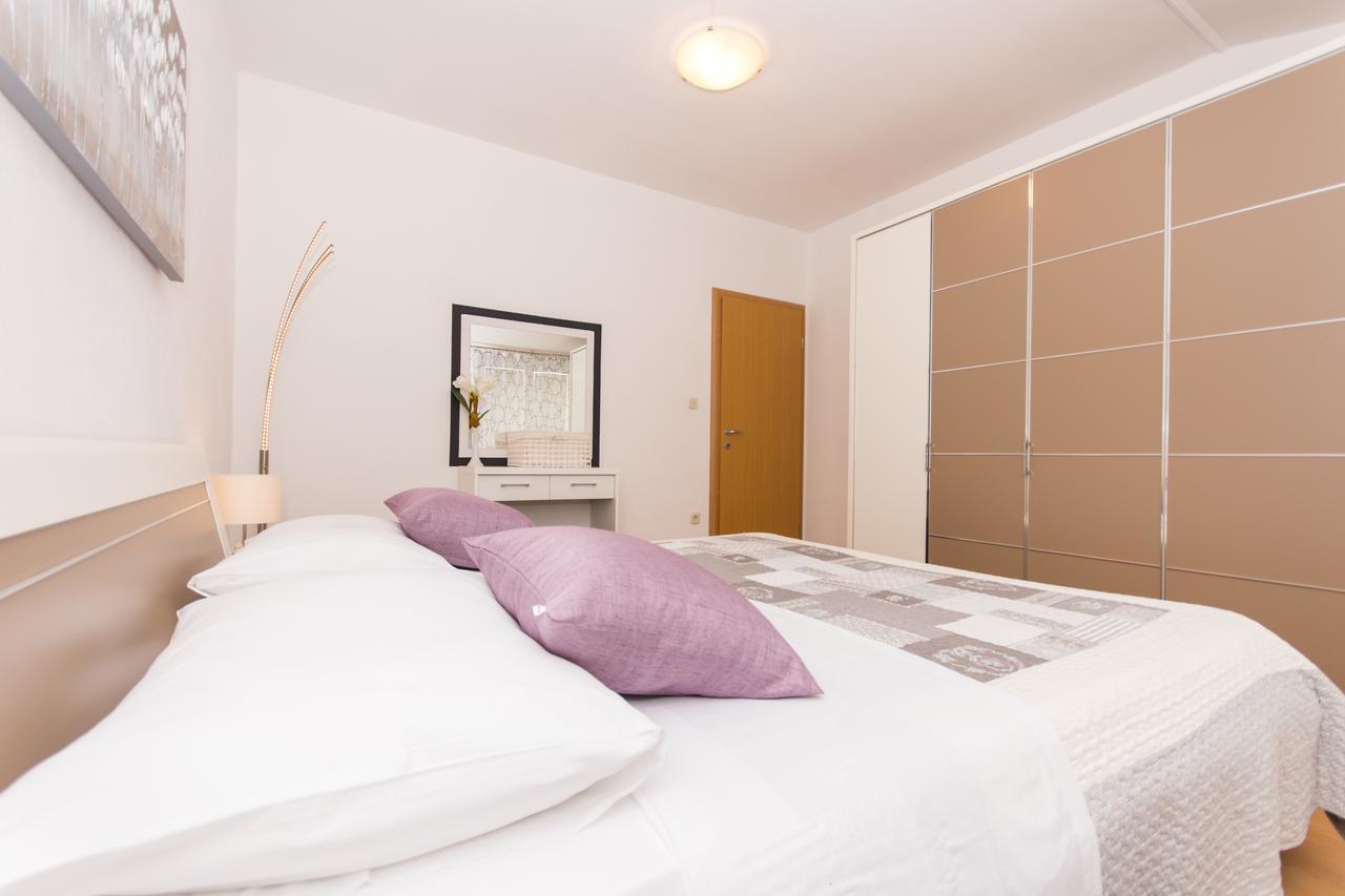 Barba Apartment *